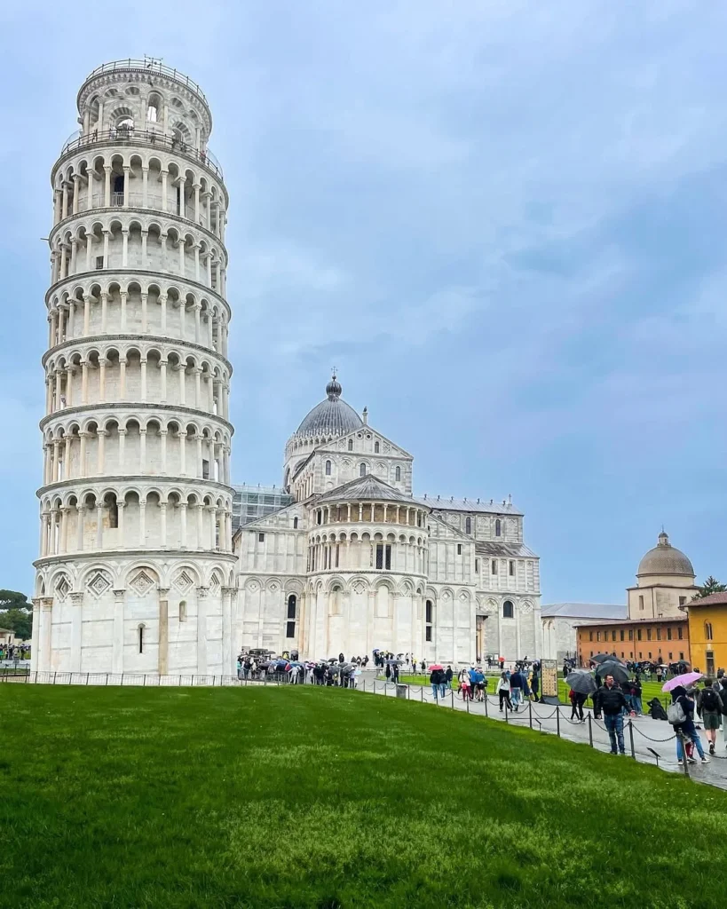 Pisa White Multistorey Tower